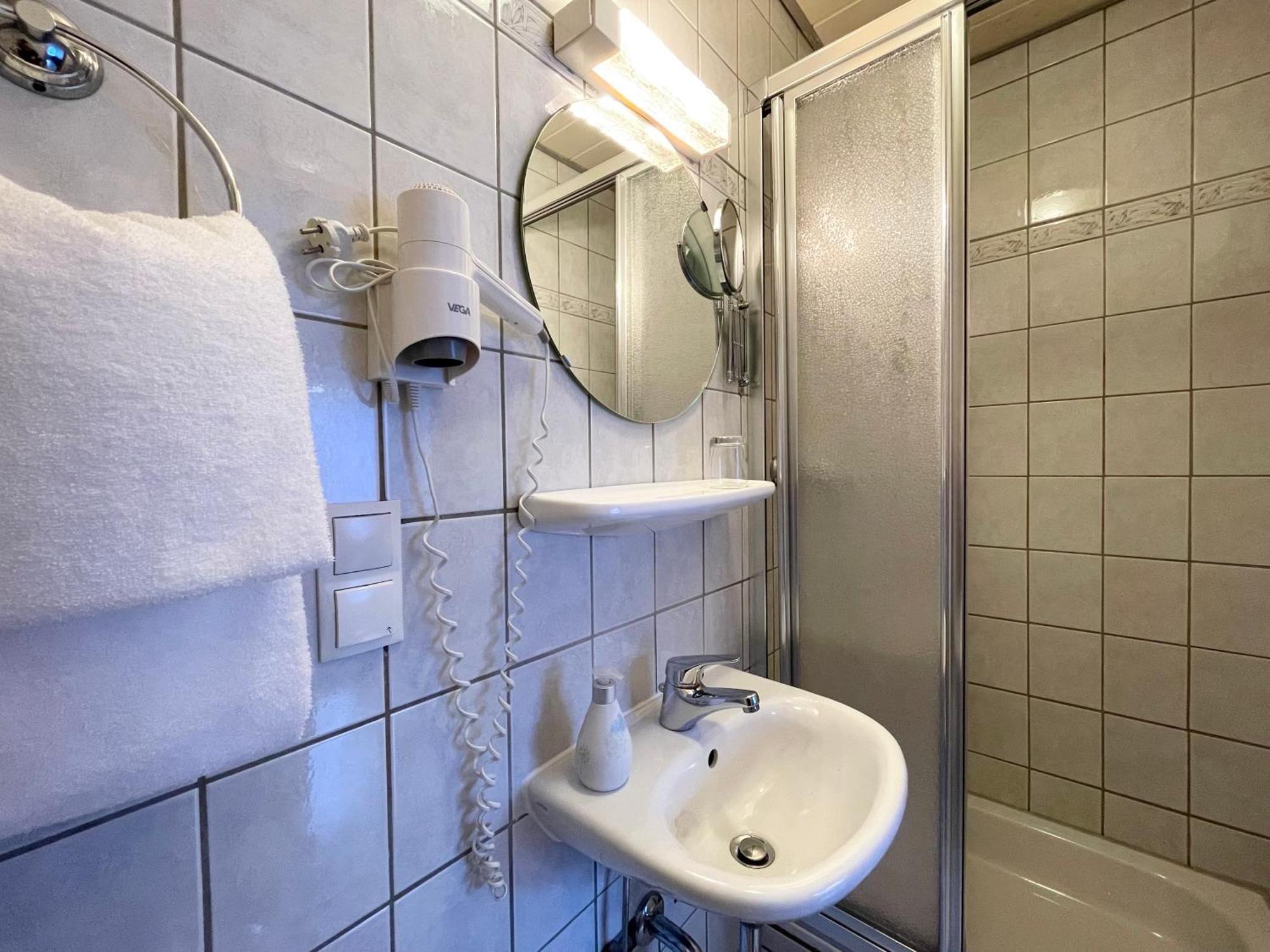 Hotel-Pension Hommen Koblenz  Eksteriør billede